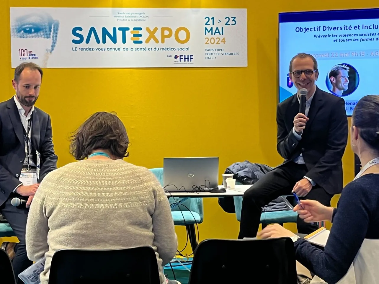 Conférence de Maxime Ruszniewski au salon SantExpo sur la diversité et l'inclusion